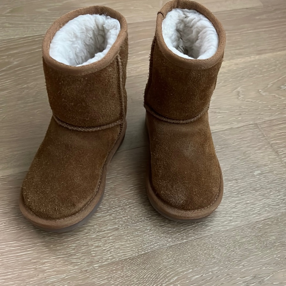 Koolaburra by Ugg toddler boots toddler size 7